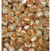 REESE'S Peanut Butter Cups Miniatures Milk Chocolate Individually Wrapped Candy (Bag of 225)