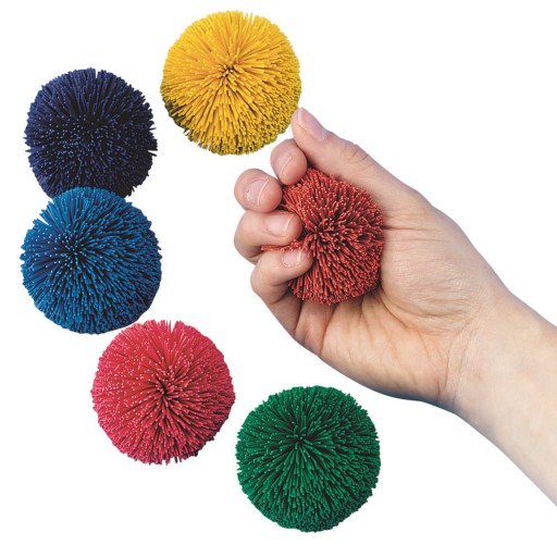 Set of 6 Pom Pom Balls